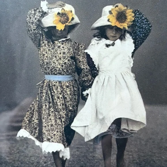 “Girlfriends” - two adorable girls in vintage dresses & hats with sunflowers - Picture 6 of 7